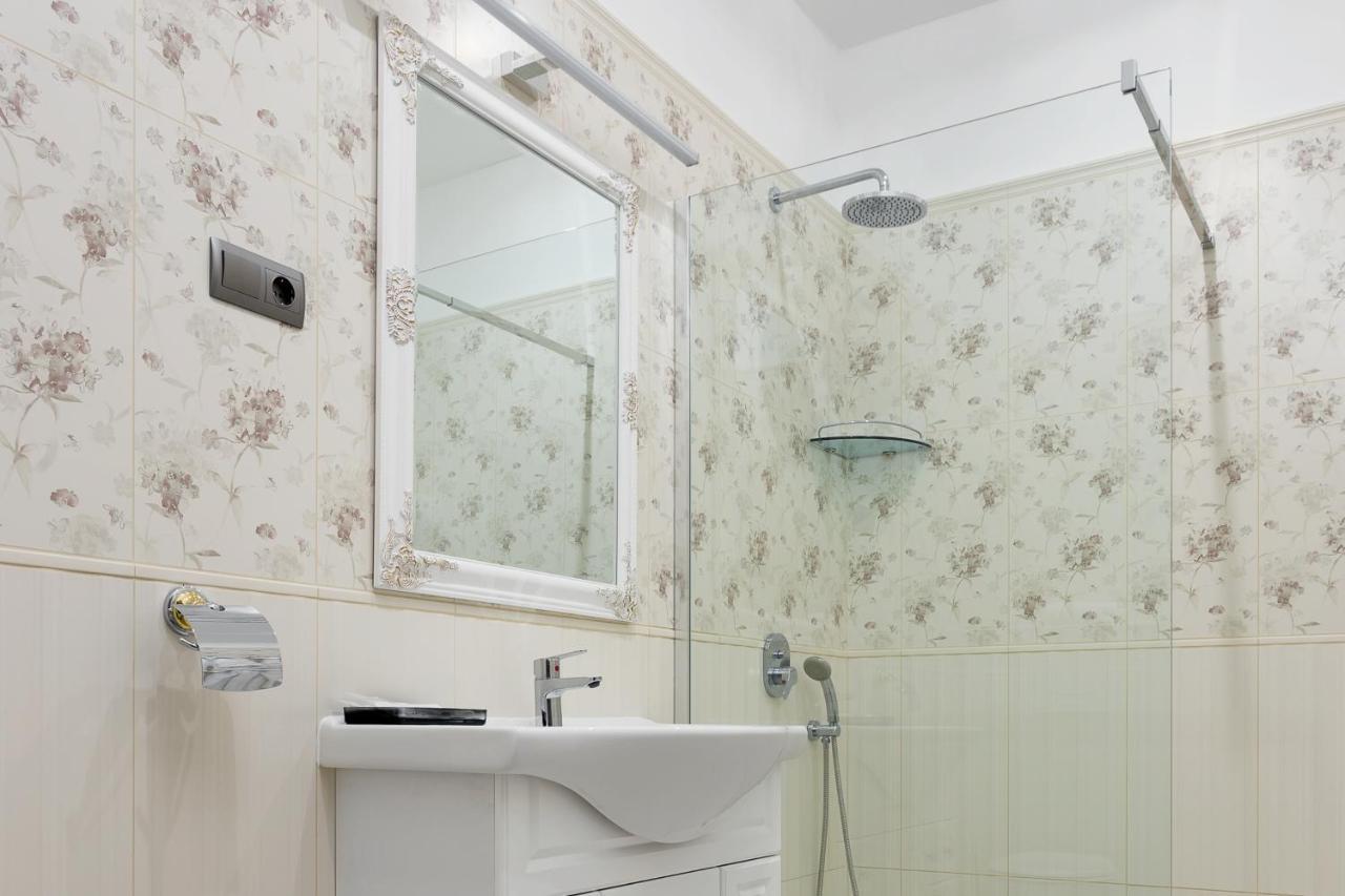 Notarius Vendeghaz Bed and Breakfast Poroszló Eksteriør billede